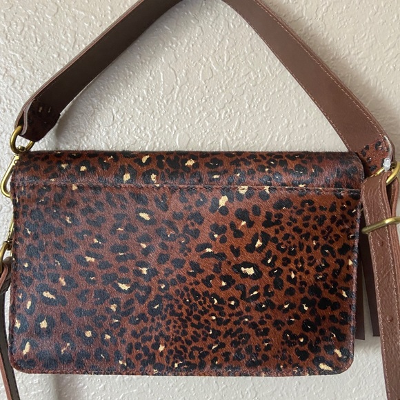 MADEWELL The Flap Convertible Crossbody Bag - Picture 8 of 14